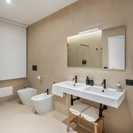 Cali Luxury Bed & Breakfast Caserta