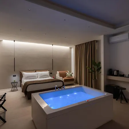 Cali Luxury 3* Казерта