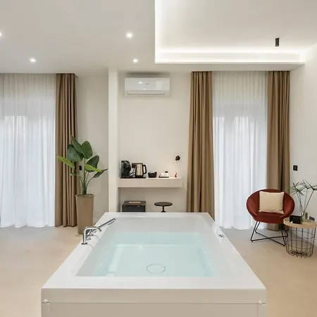 Alojamento de Acomodação e Pequeno-almoço Cali Luxury 3*