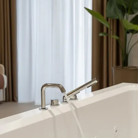 Cali Luxury 3* Казерта