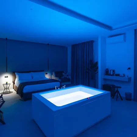 Cali Luxury Alojamento de Acomodação e Pequeno-almoço Caserta